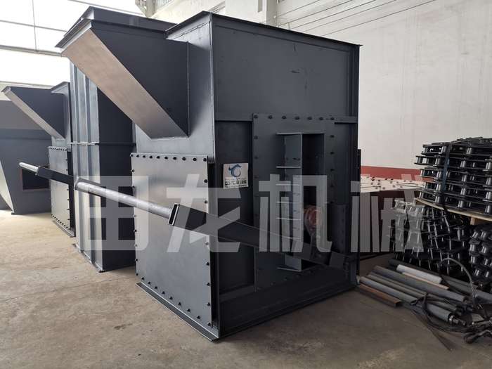 環(huán)鏈斗式提升機(jī)機(jī)頭和機(jī)身展示！