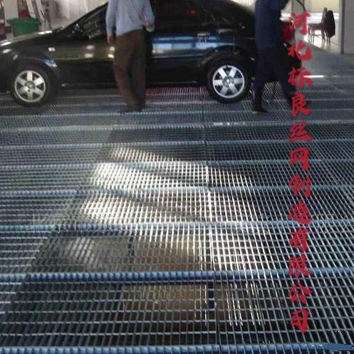 為什么洗車(chē)房用熱鍍鋅鋼格板?